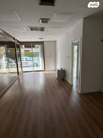 חנויות/ שטח מסחרי, לוריא 6, הצפון הישן - דרום, תל אביב יפו