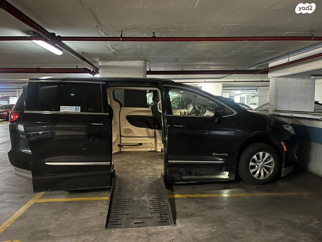 קרייזלר פסיפיקה