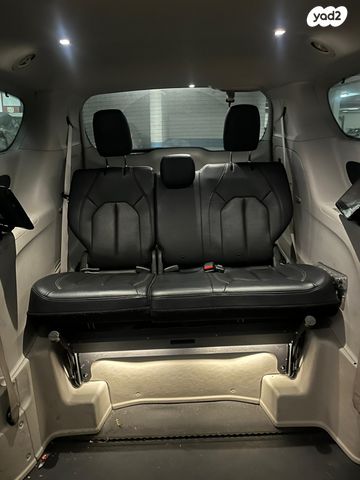 קרייזלר פסיפיקה