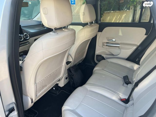 מרצדס-בנץ EQA