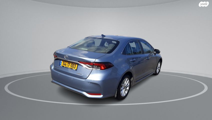 טויוטה קורולה