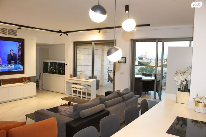 חנה רובינא 5