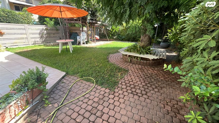 דו משפחתי, המעפילים 42, מעוז, כפר סבא