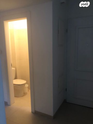 דירה, יבנה 11, מרכז, קרית עבודה, חולון