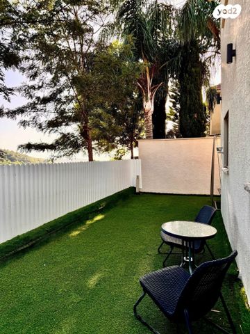 בית פרטי/ קוטג', גל 12, מעלה השמורה, כפר ורדים