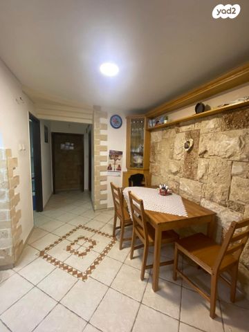 שדרות אבא חושי 129