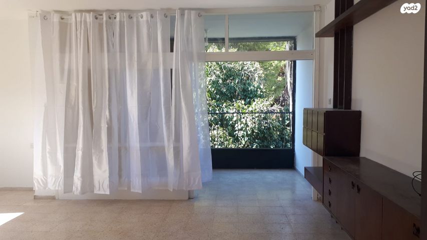 דירה, דרך בן גוריון 168, פועלי הרכבת, גבעתיים