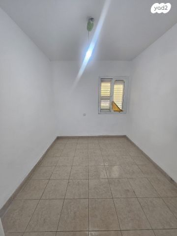 דירה, קרית אתא