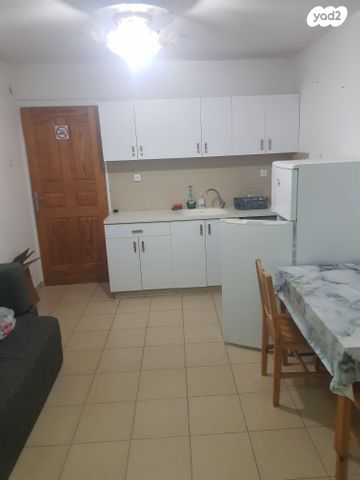 דירה, אלי כהן, שרת, לוד