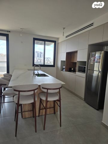 דירה, גולדה מאיר, מורשת, מודיעין מכבים רעות