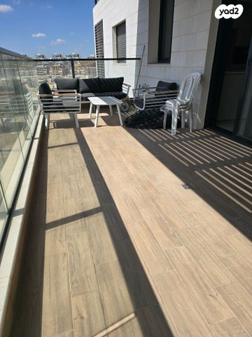 דירה, גולדה מאיר, מורשת, מודיעין מכבים רעות