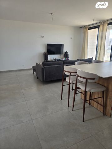 דירה, גולדה מאיר, מורשת, מודיעין מכבים רעות