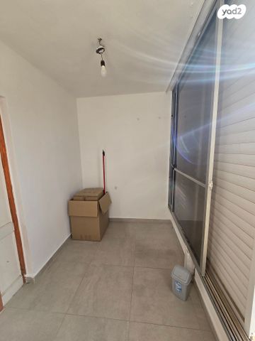 דירה, חיים נחמן ביאליק, שכונה א', באר שבע