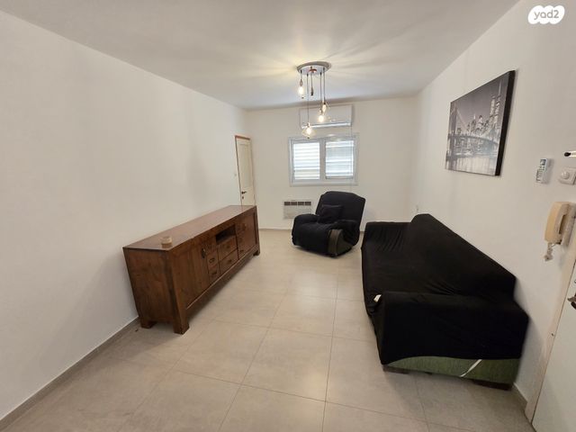 דירה, חיים נחמן ביאליק, שכונה א', באר שבע