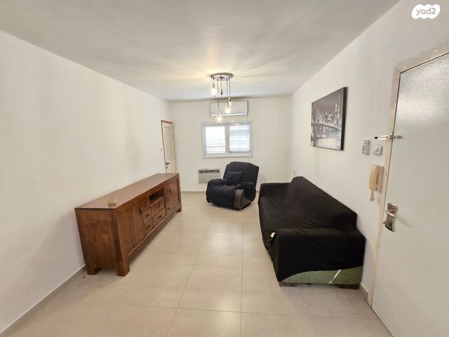 דירה, חיים נחמן ביאליק, שכונה א', באר שבע