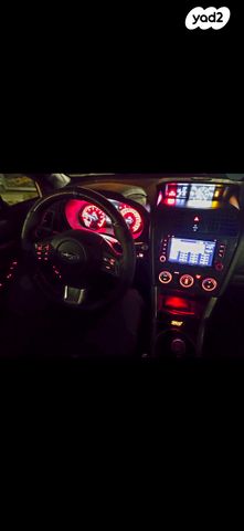 סובארו WRX