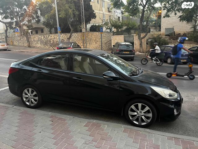 יונדאי אקסנט i25