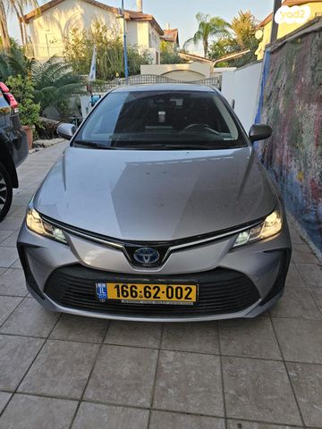 מודעת רכב טויוטה קורולה