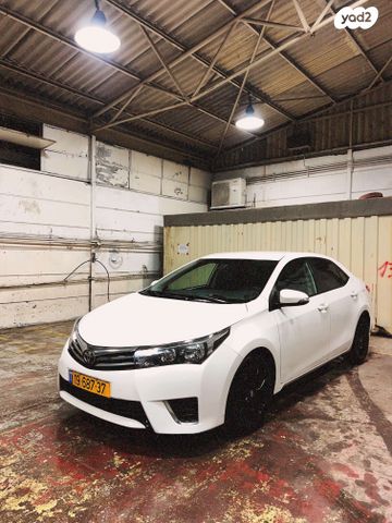 טויוטה קורולה