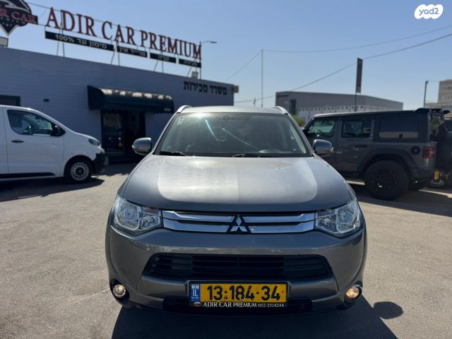 מיצובישי אאוטלנדר