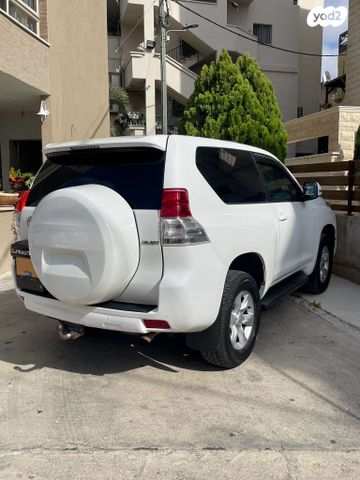 טויוטה לנד קרוזר