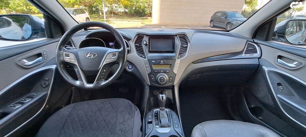 יונדאי סנטה פה