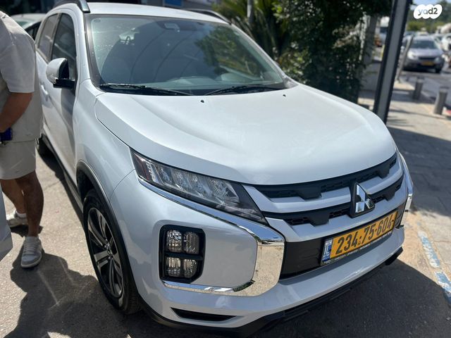 מיצובישי ASX