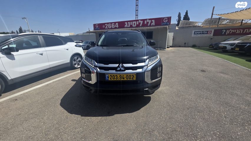 מודעת רכב מיצובישי ASX