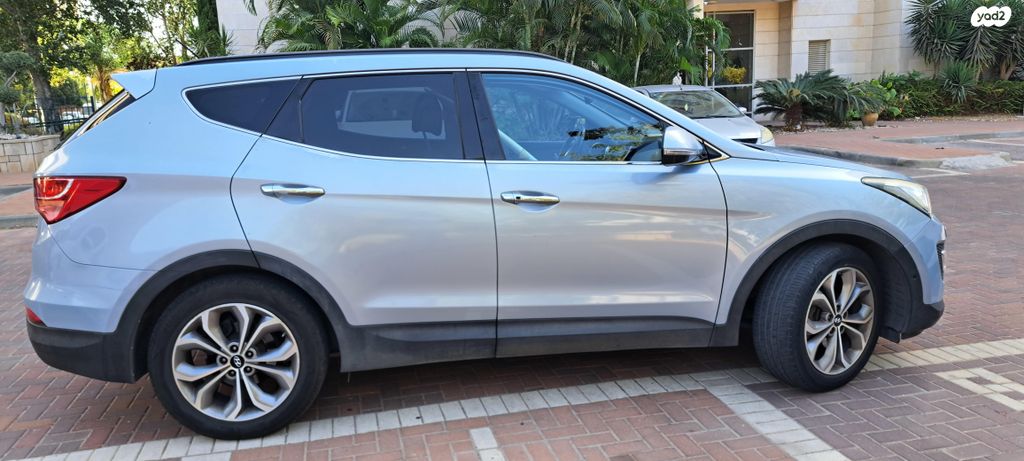 יונדאי סנטה פה