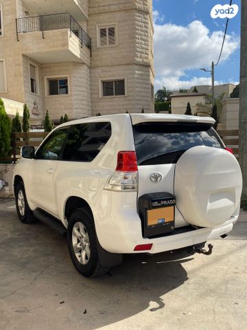 טויוטה לנד קרוזר