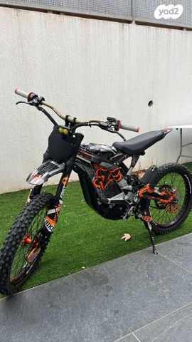 מודעת רכב סורון Light Bee X