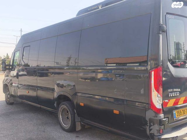 מיניבוסים ורכבי הסעות