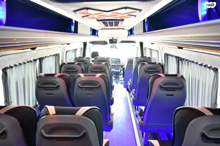 מיניבוסים ורכבי הסעות