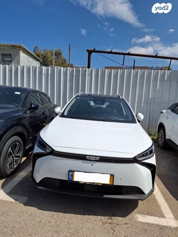 ג׳ילי Geometry C