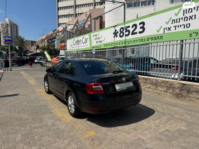 סקודה אוקטביה