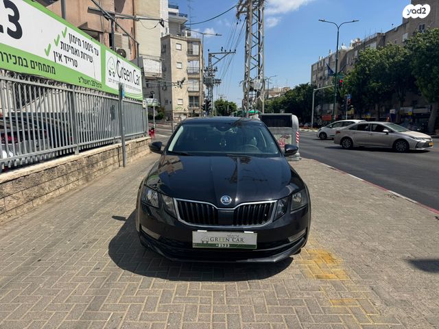 סקודה אוקטביה