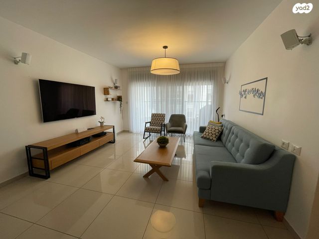 דירה, אריאל שרון 15, כלניות, טירת כרמל