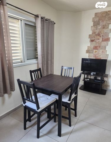 דירה, דרך בן גוריון 81, עצמאות יוספטל, בת ים