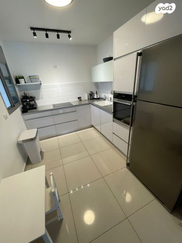 דירה, אריאל שרון 15, כלניות, טירת כרמל