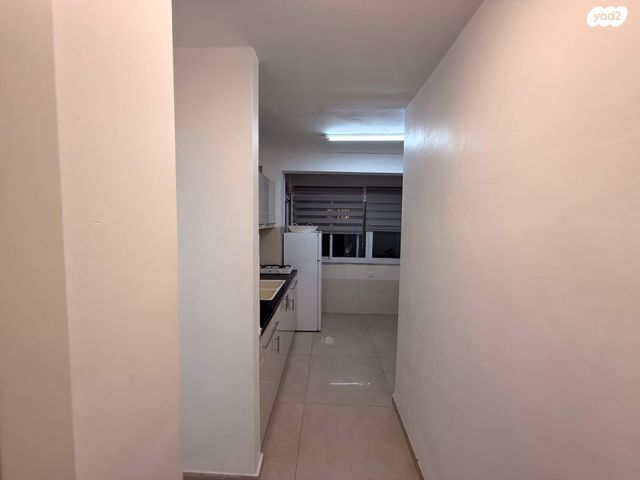 שלום סיוון 12