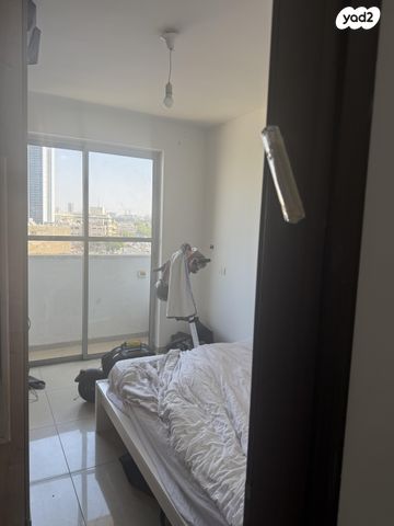 גג/ פנטהאוז, הגר"א 39, נווה שאנן, תל אביב יפו