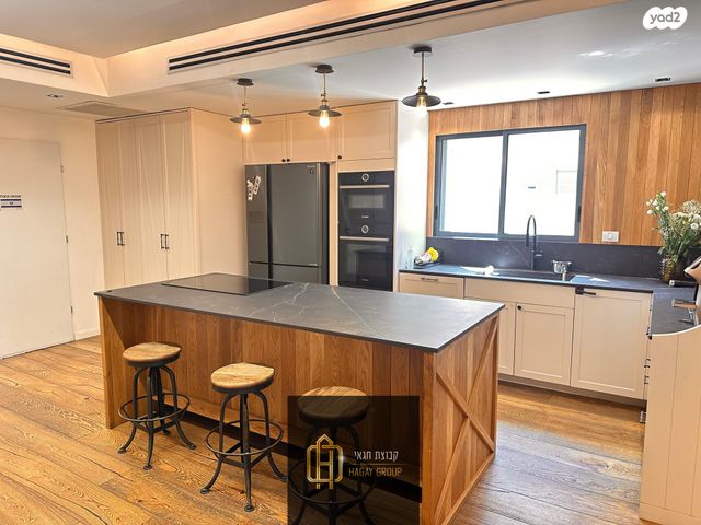 בית פרטי/ קוטג', ניסים אלוני, קרית האמנים, מצליח, רמלה