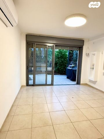 דירת גן, תור 4, כפר סבא הצעירה, כפר סבא