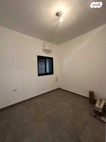 דירה, ישראל ב"ק, מונטיפיורי, הרכבת, תל אביב יפו