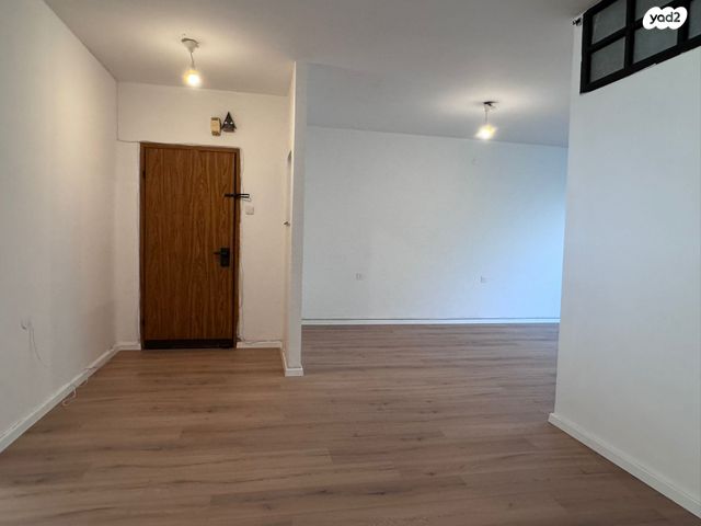 דירה, איריס, קיראון, קרית אונו