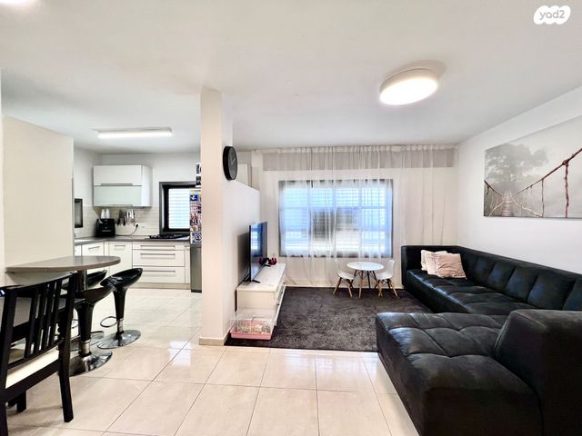 דירה, טרומפלדור 33, צפון מזרח מרכז העיר, נתניה