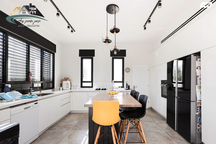 דו משפחתי, צופית 6, רמת אמיר, קדימה צורן