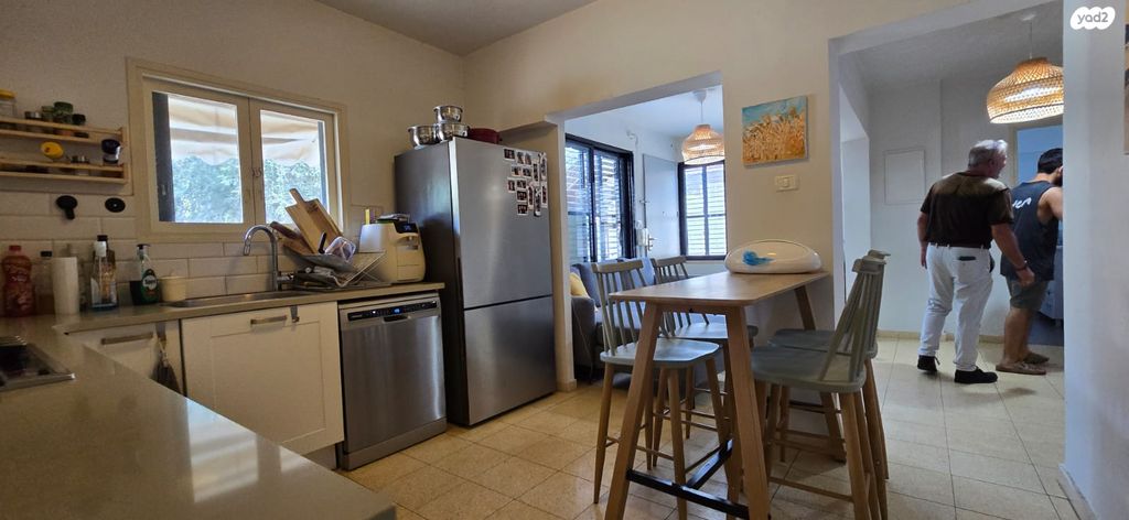 בית פרטי/ קוטג', הרב עוזיאל, נווה ישראל, הרצליה