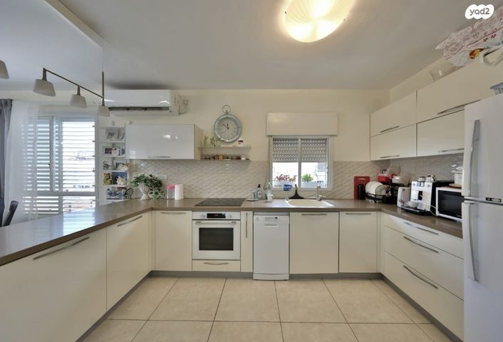 דופלקס, הראשונים 8, קרית חיים מזרחית, חיפה