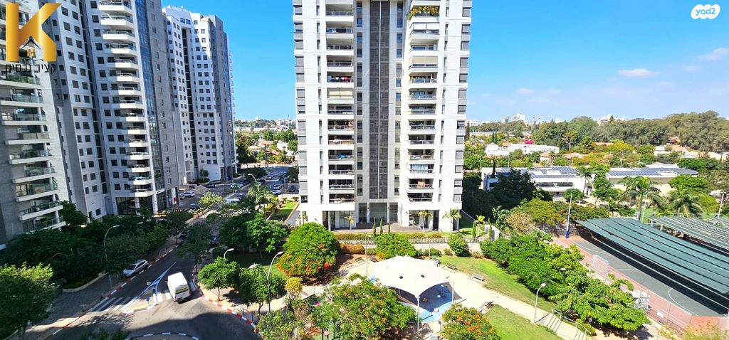 דירה, מתחם 1200, הוד השרון